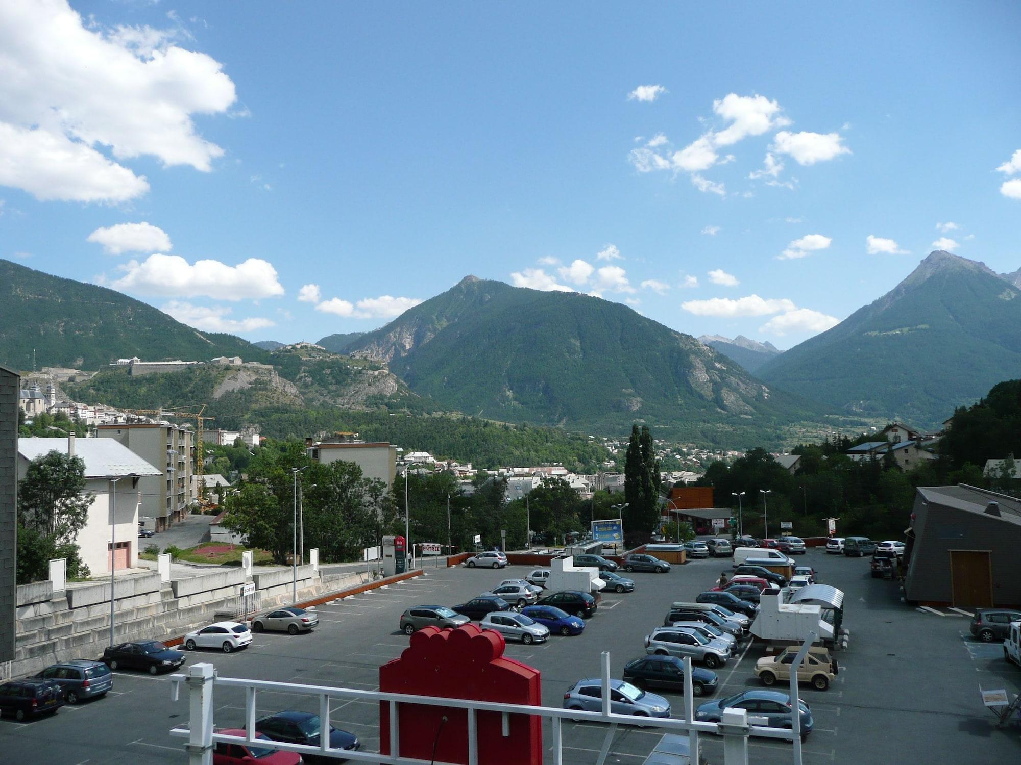 Ibis Briancon Serre Chevalier Hotel Kültér fotó